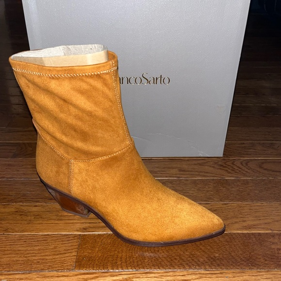 Franco Sarto Sammi Pointy Toe Booties Whiskey & Gold Tone Faux Suede Women’s 6 - Picture 2 of 13